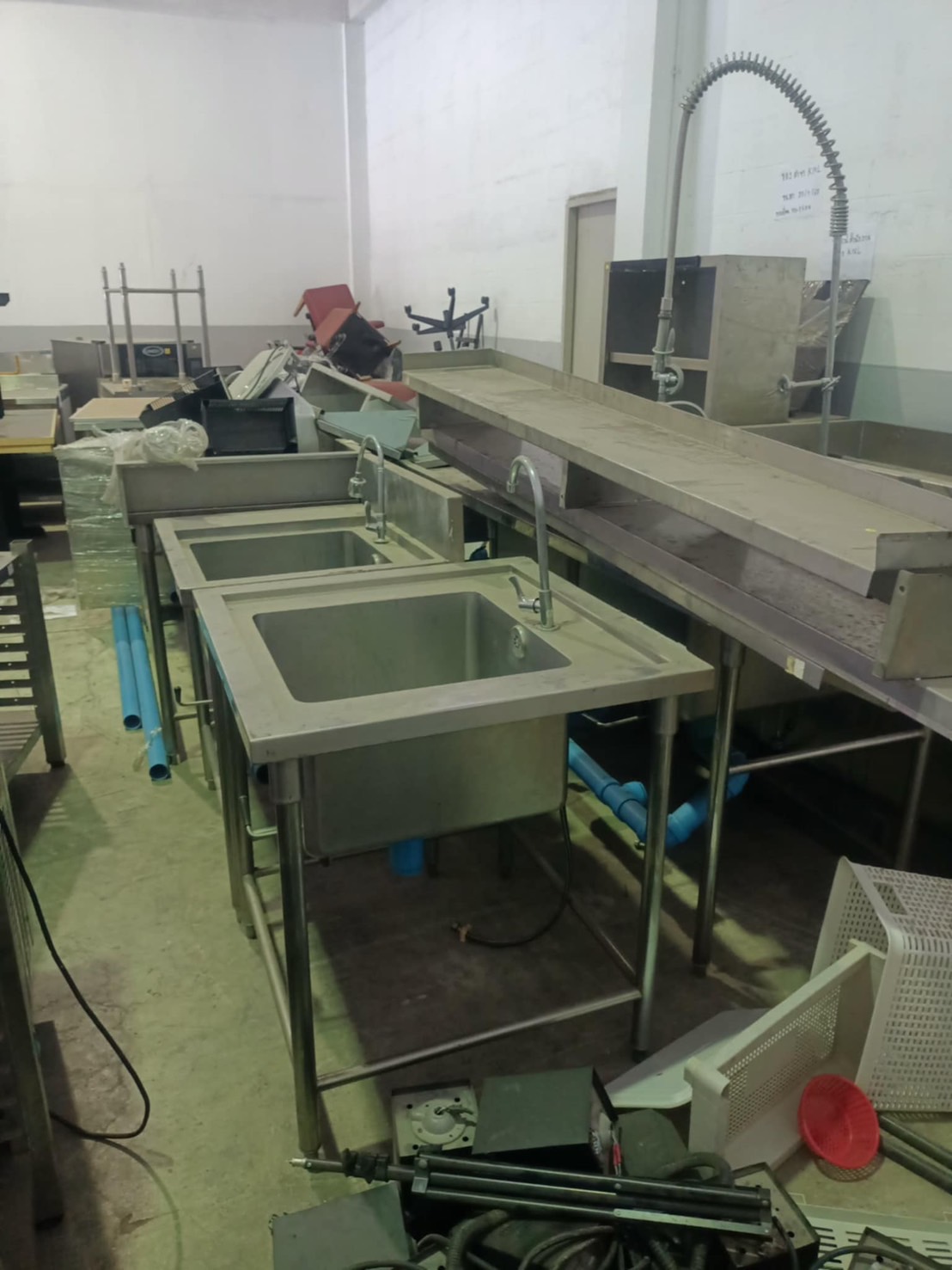 16 - https://อภิญญารับซื้อของเก่า.com | อภิญญารับซื้อของเก่า - ผู้ให้บริการรับประมูลและรับซื้อเครื่องจักรอุตสาหกรรม, เศษโลหะ, สแตนเลส, สายไฟ, แอร์, คอมพิวเตอร์ และของเก่าทุกชนิดแบบครบวงจร ให้ราคาสูงที่สุดในตลาด พร้อมบริการรวดเร็วถึงหน้างาน