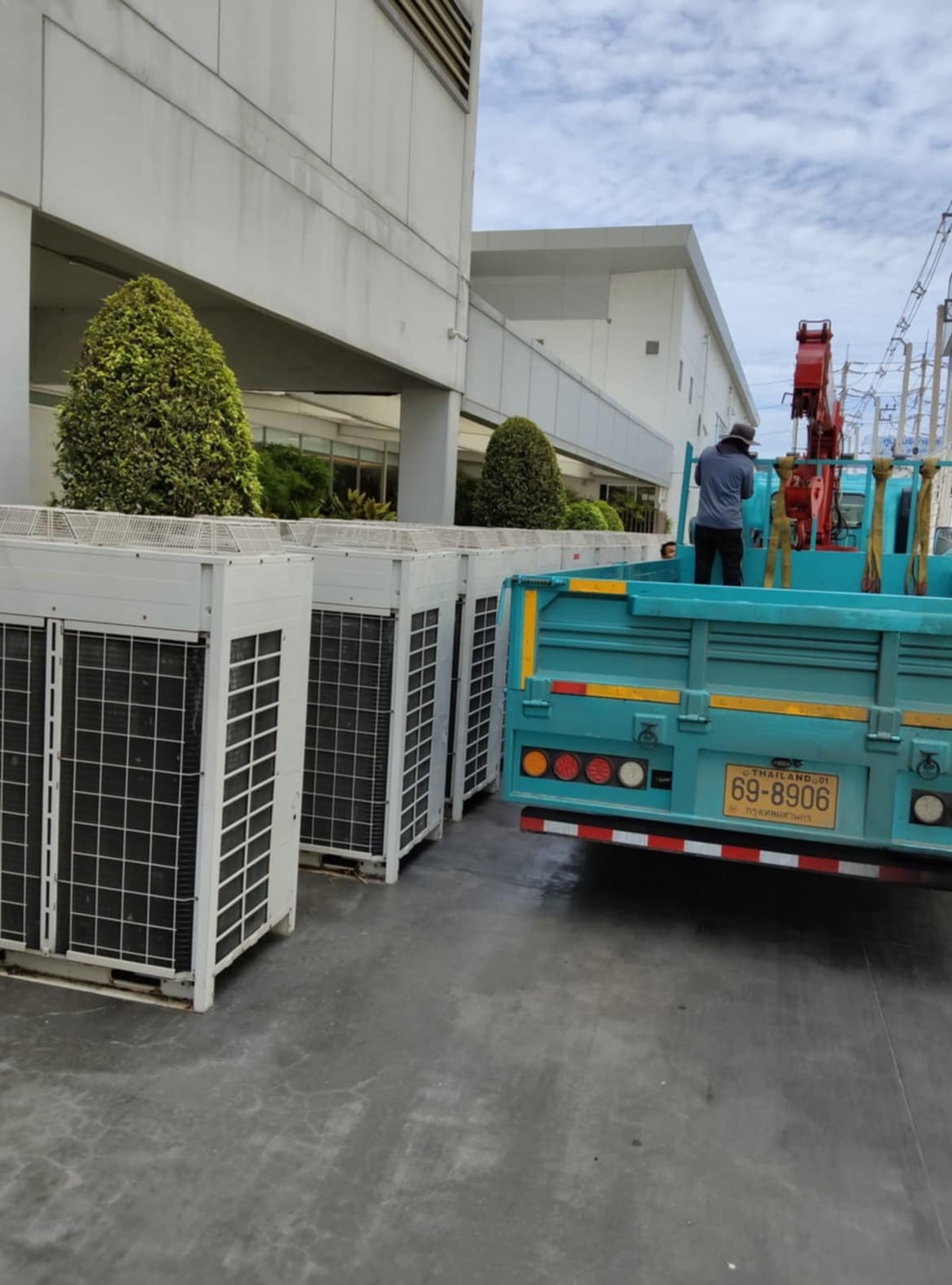 18 - https://อภิญญารับซื้อของเก่า.com | อภิญญารับซื้อของเก่า - ผู้ให้บริการรับประมูลและรับซื้อเครื่องจักรอุตสาหกรรม, เศษโลหะ, สแตนเลส, สายไฟ, แอร์, คอมพิวเตอร์ และของเก่าทุกชนิดแบบครบวงจร ให้ราคาสูงที่สุดในตลาด พร้อมบริการรวดเร็วถึงหน้างาน